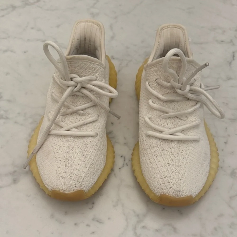 Adidas Yeezy Boost 350 V2 Cream White Size 5 (Triple White) Authentic - Picture 1 of 7